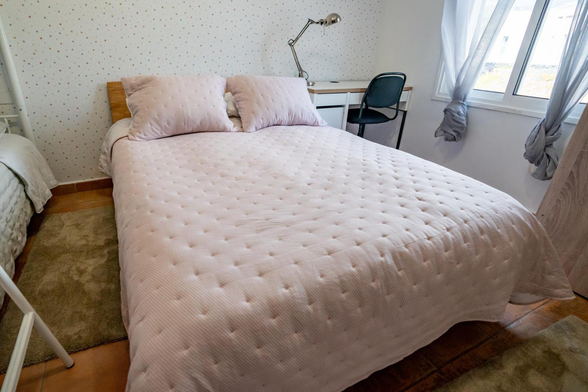 Casa Julio - Alcala Complete Coastal Retreat - Entire Apartment - 3 Min Walk From The Ocean - Shared Entrance With Host Bagian luar foto