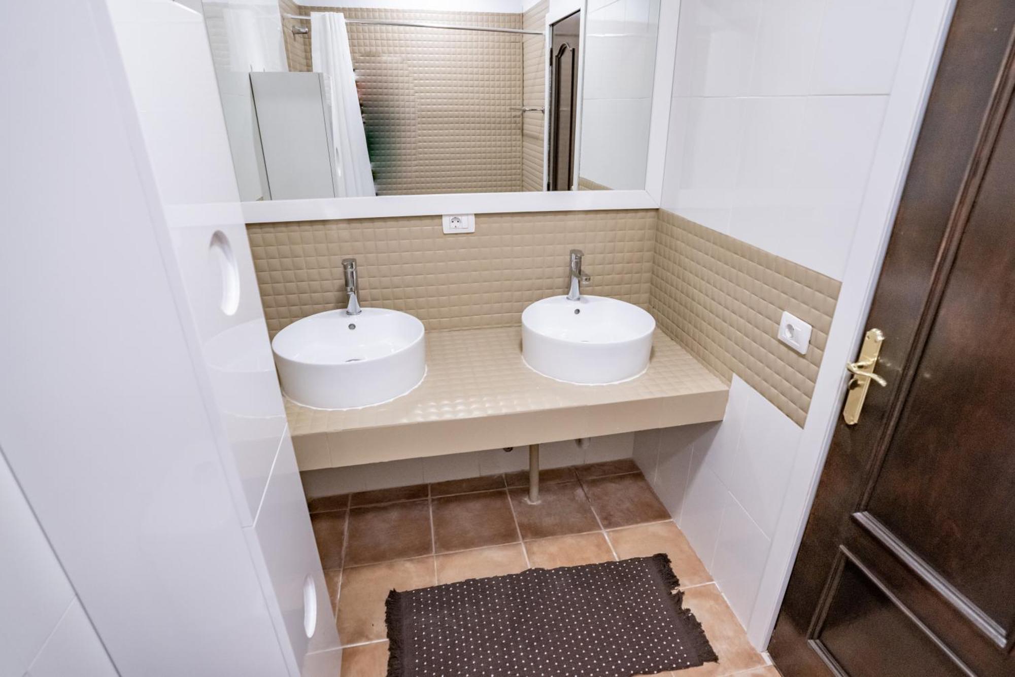 Casa Julio - Alcala Complete Coastal Retreat - Entire Apartment - 3 Min Walk From The Ocean - Shared Entrance With Host Bagian luar foto