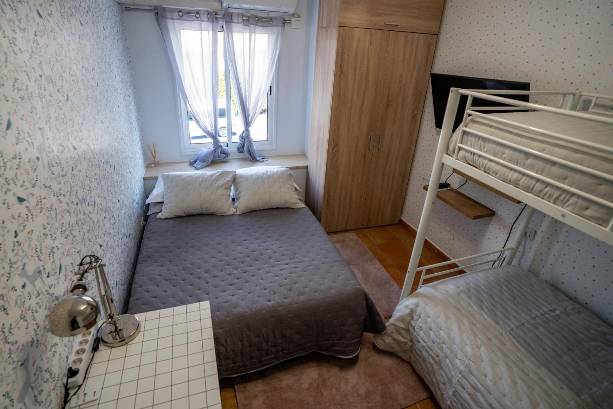 Casa Julio - Alcala Complete Coastal Retreat - Entire Apartment - 3 Min Walk From The Ocean - Shared Entrance With Host Bagian luar foto