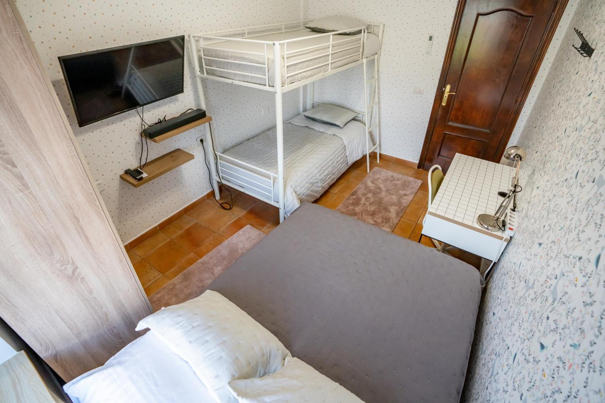 Casa Julio - Alcala Complete Coastal Retreat - Entire Apartment - 3 Min Walk From The Ocean - Shared Entrance With Host Bagian luar foto